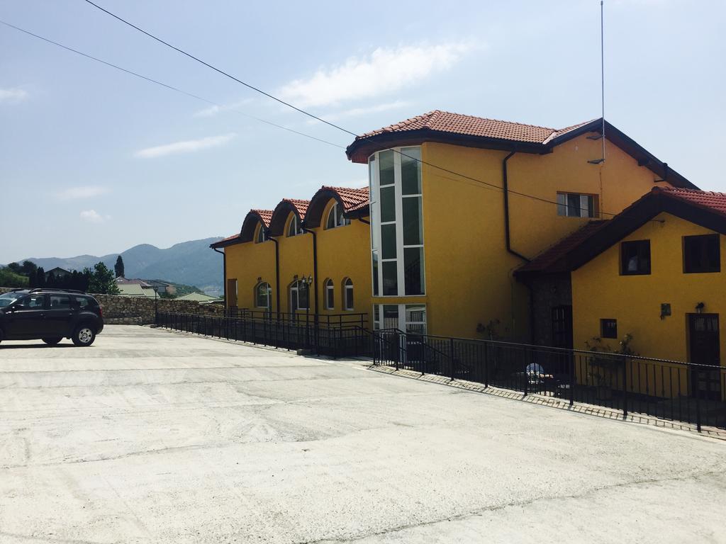 Mai Danube Hotel Ieşelniţa Eksteriør billede